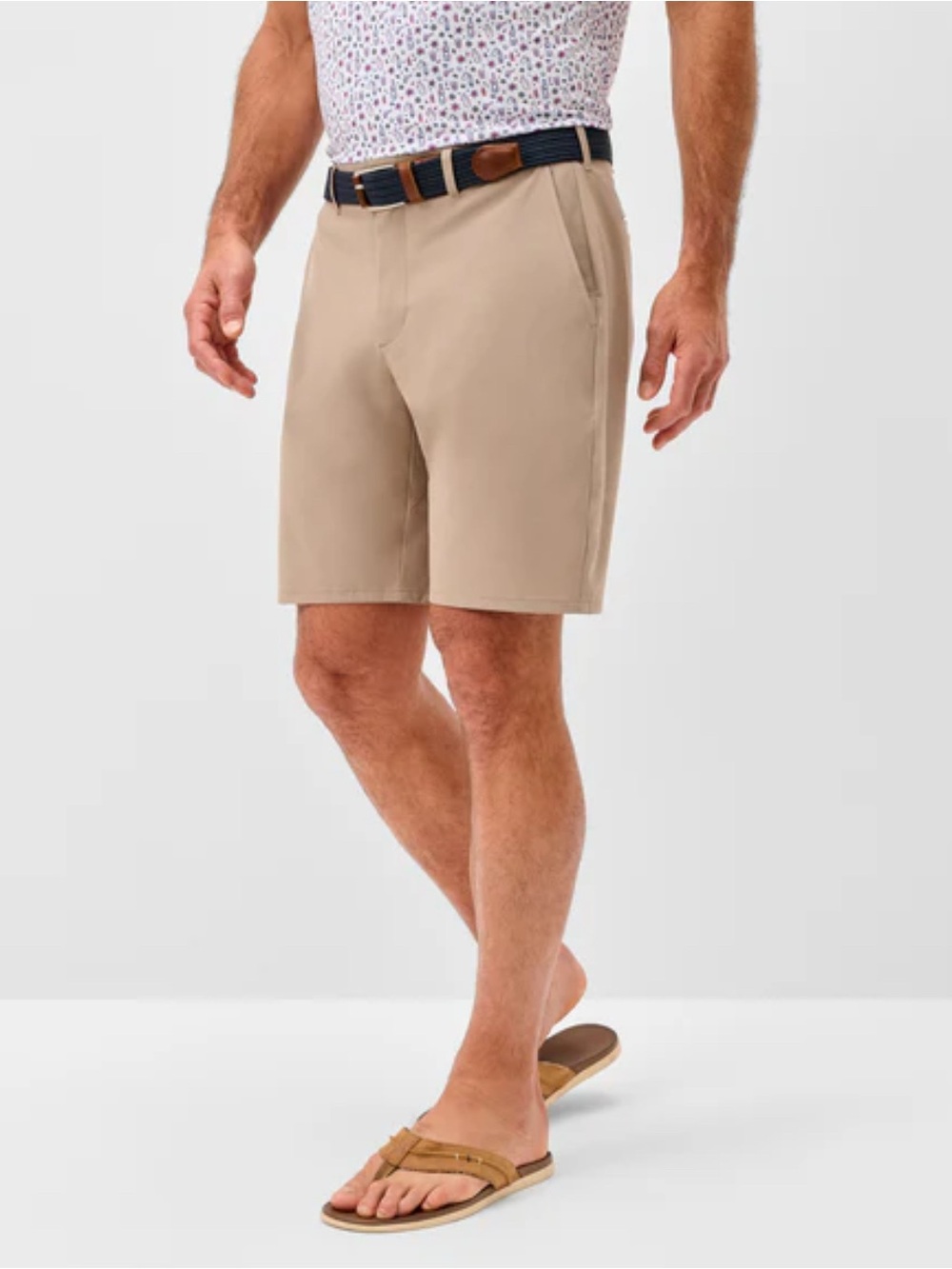 Johnnie-O Mulligan Performance Golf Shorts Size 40
